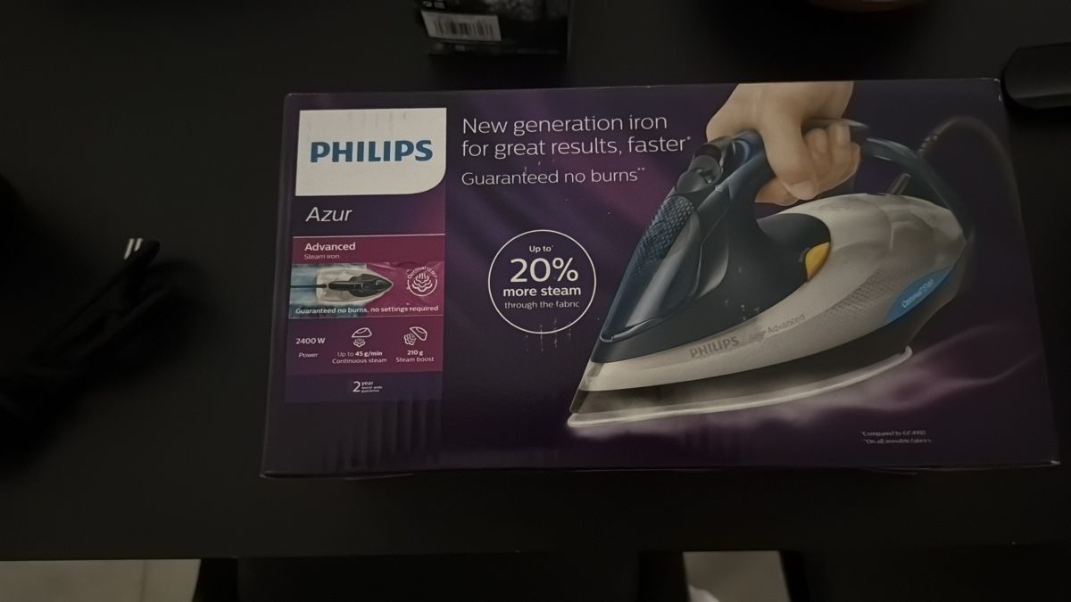 Philips Ferri da stiro: Philips Azur Advanced Steam Iron 2400W New Condition – Usato da Coldrerio venduto da Crivelli