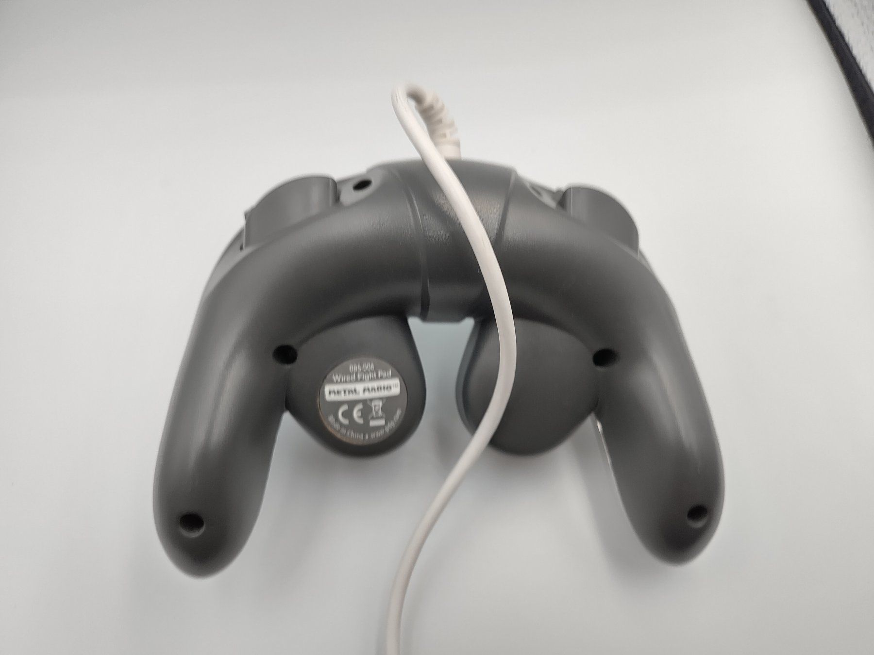 Nintendo Controller: Chrome Mario Wired Fight Pad / Wii U Classic Controller Wii – Gebraucht aus Kloten von SuperRetroPixels 2