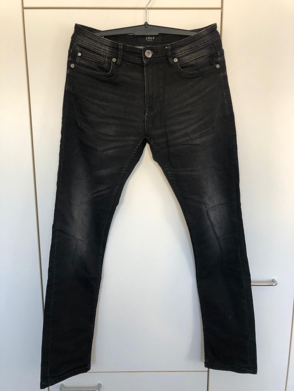 Pantaloni: Jeans Schwarz "SMOG" Grösse 29/32 – Usato da Zumikon venduto da Lenochka