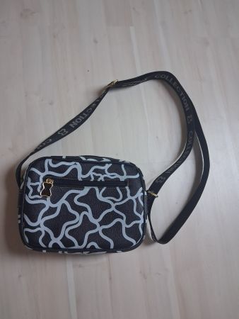 UMHÄNGETASCHE SCHWARZ MIT MUSTER
