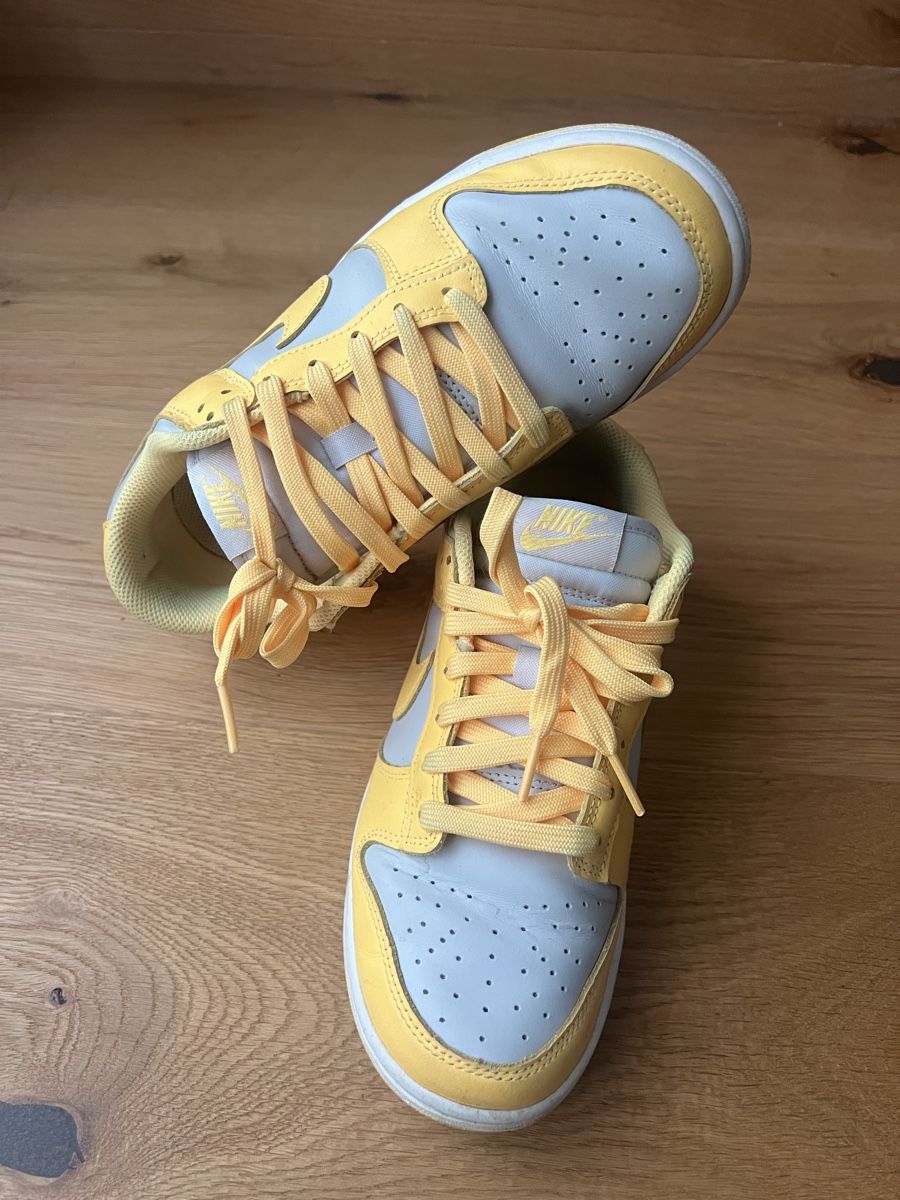 Chaussures femmes: Nike Dunk Low Sneaker Grösse 38 – D'occasion à Sünikon par AlessiaC13