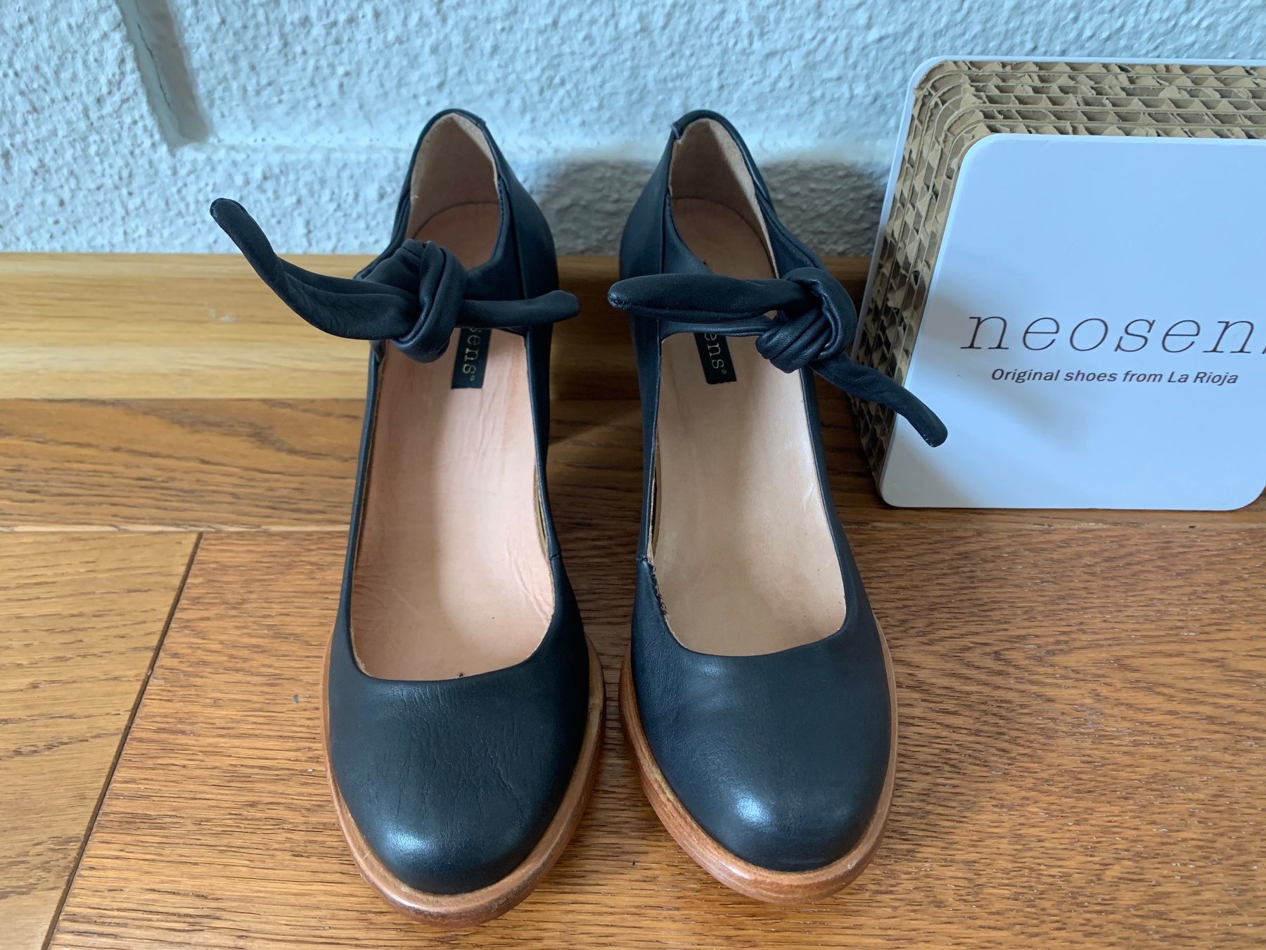 Neosens Scarpe da donna: Neosens Beba 938 napa black Gr.37 – Nuovo (secondo la descrizione) da Zürich venduto da finsti 6