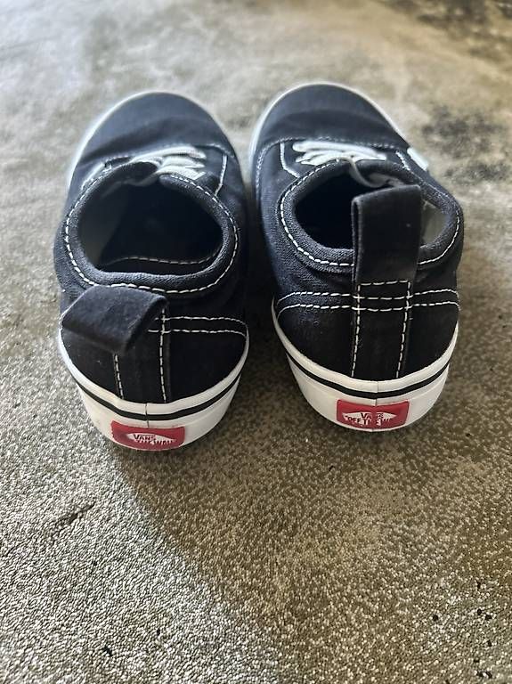 Scarpe da uomo: Vans SlipOns 26.5 – Usato da Zollikon venduto da JuRock 2