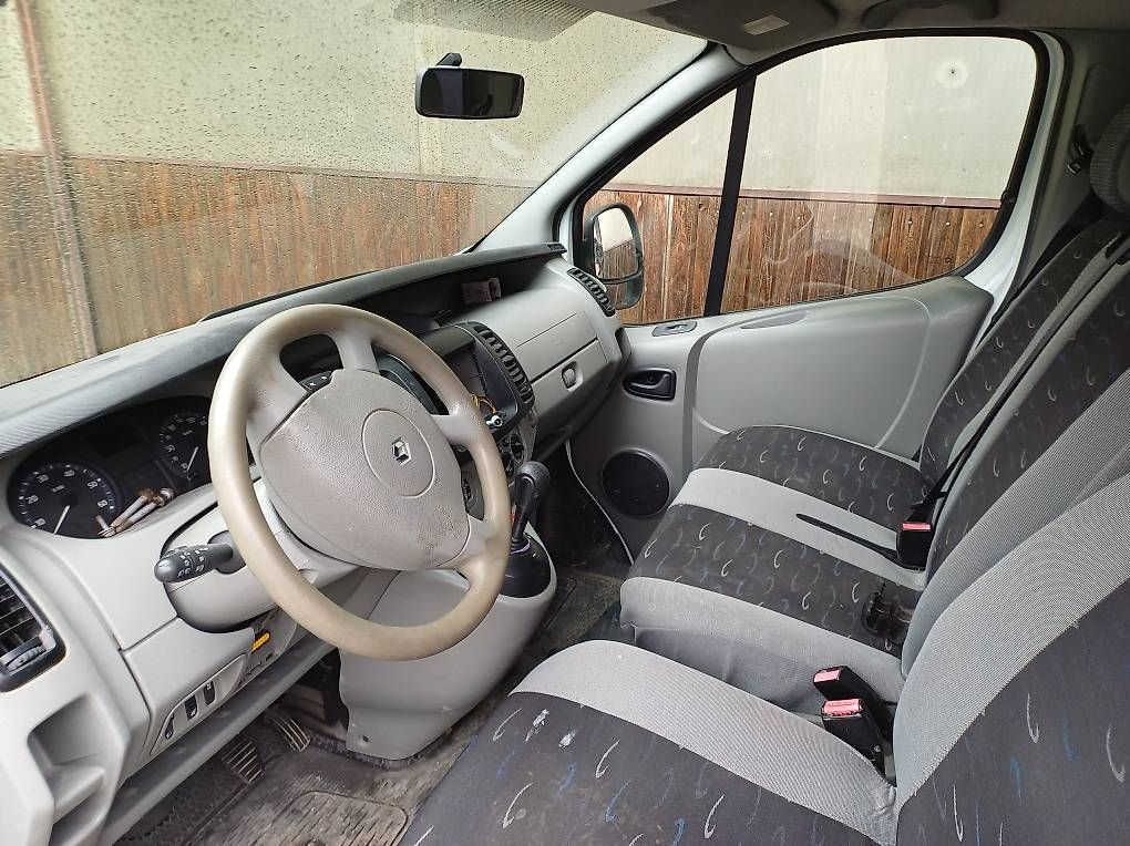 Renault Autos: Renault Trafic T29 dCi 115 Ersatzteilspender – Gebraucht aus Rohrmatt von PB6130 3