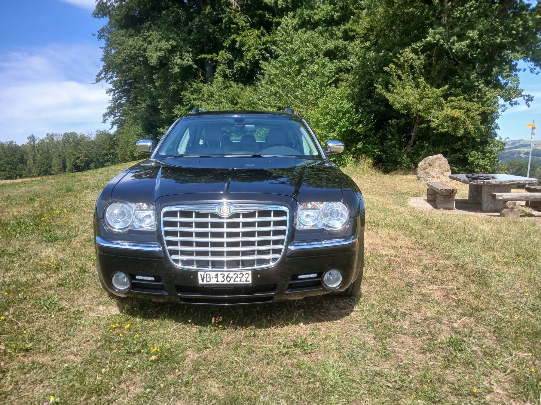 Chrysler Automobili: Chrysler 300 C Touring CRD Expertisée – Usato da Essertes venduto da oliviergehri 1