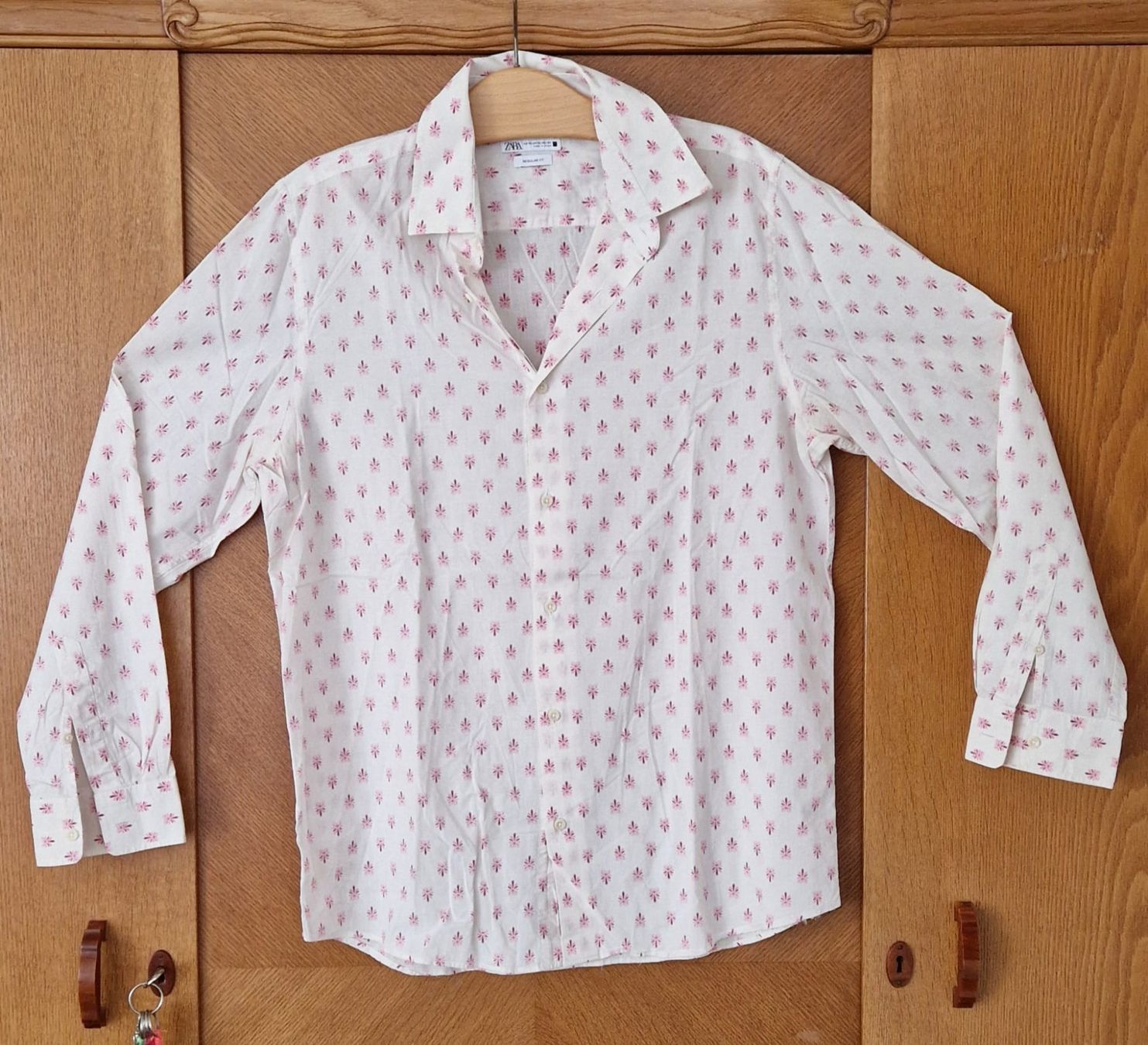 Zara Camicie: Hemd Blumen – Usato da Frauenfeld venduto da jgh_gx6v