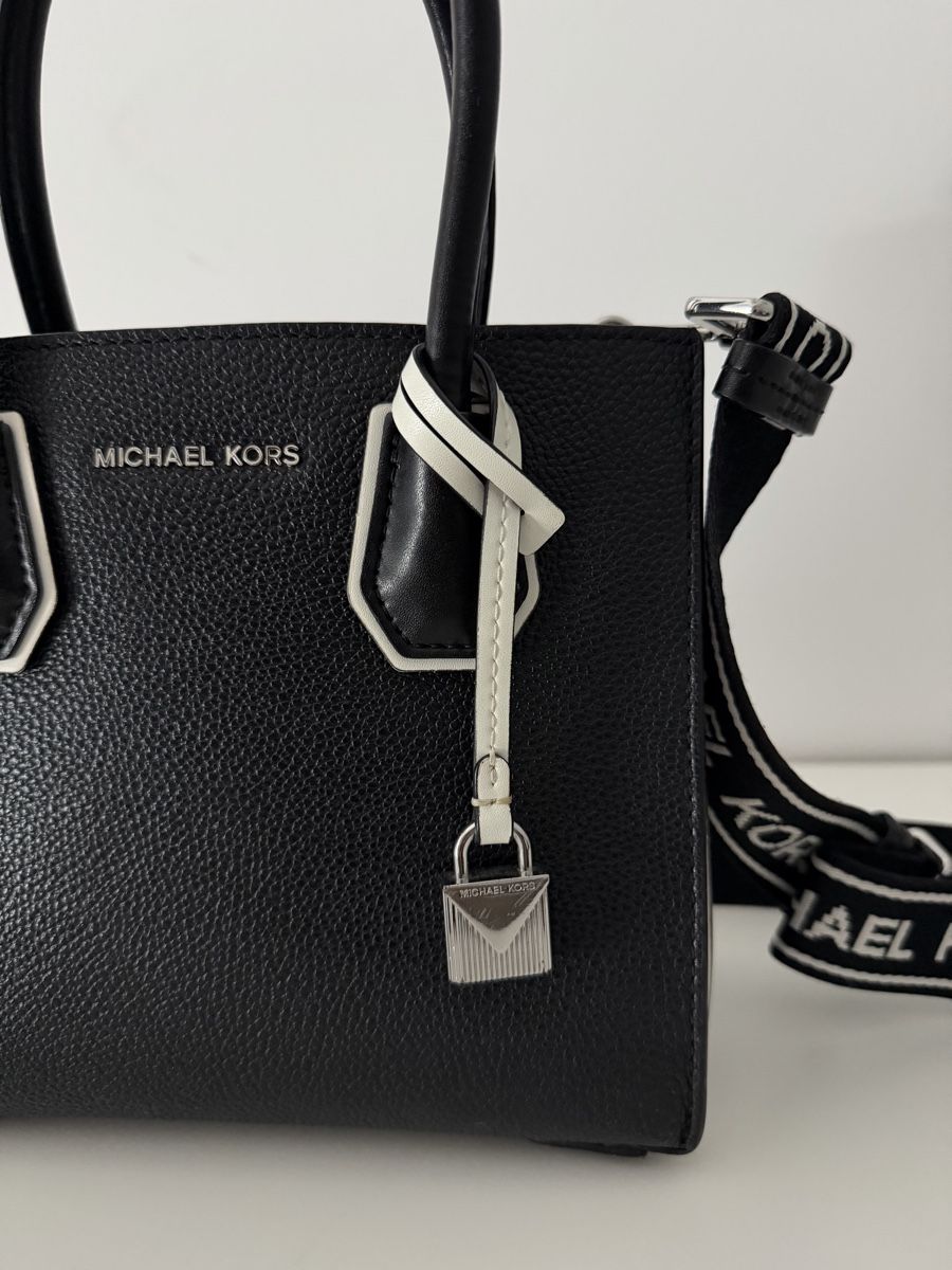 Michael Kors Borse da donna: Handtasche Michael Kors schwarz / weiss – Usato da St. Gallen venduto da boj_knj7 4
