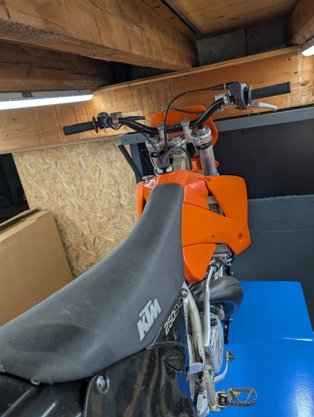 KTM Enduro: Ktm Exc 250 2 Takt – Gebraucht aus Muri AG von hus_7d5k 8