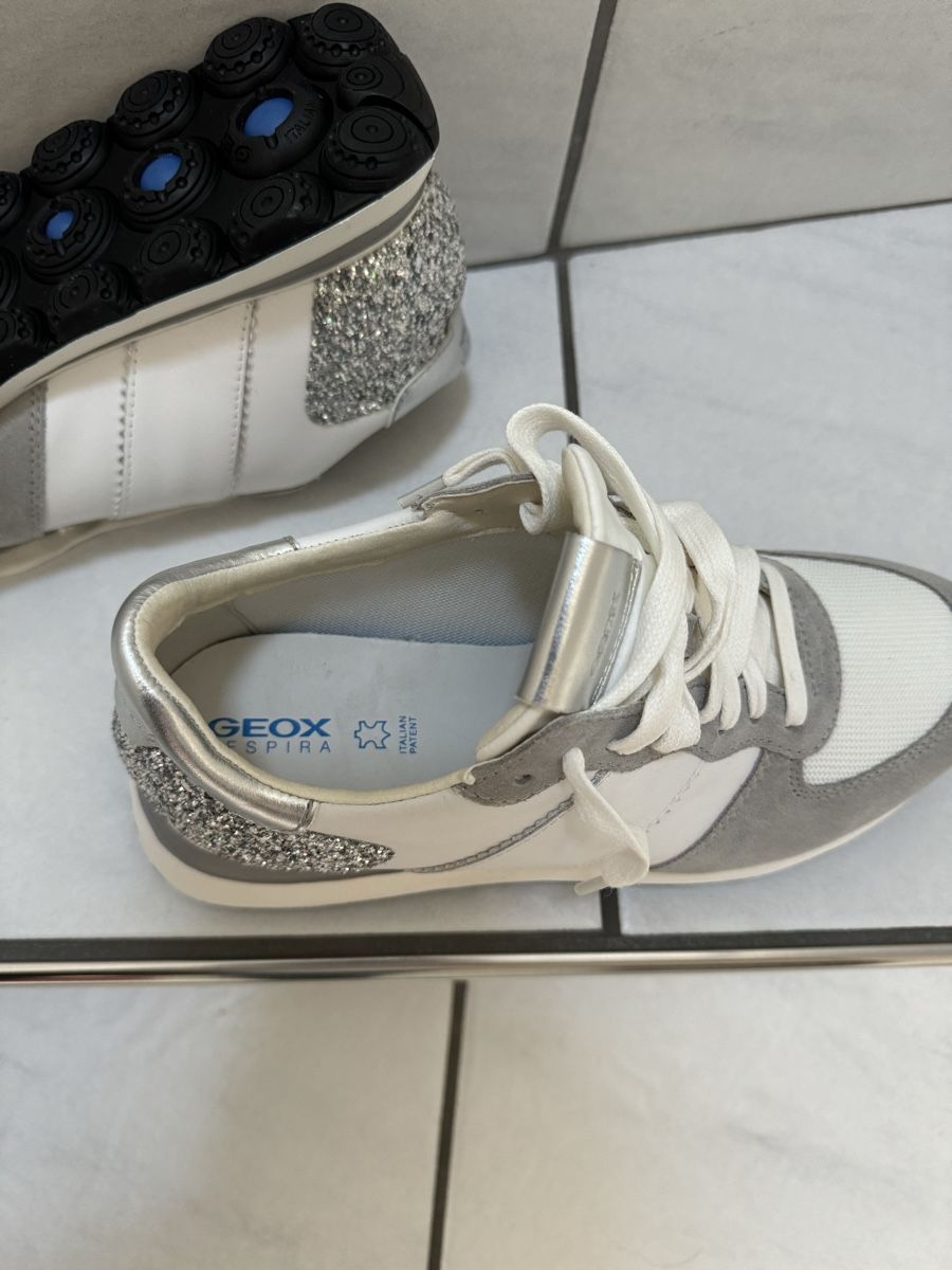 Geox Damenschuhe: Geox Sneaker Damen Gr. 39 neu – Neu und originalverpackt aus Kerns von Kaefer2003 1