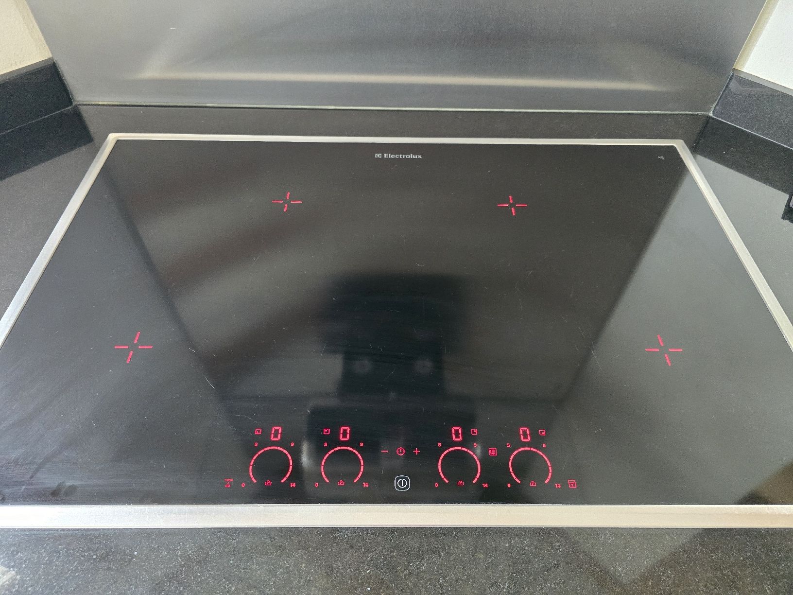 Electrolux Cuisinières: Induktionsherd – D'occasion à Elgg par Kallipygos 2