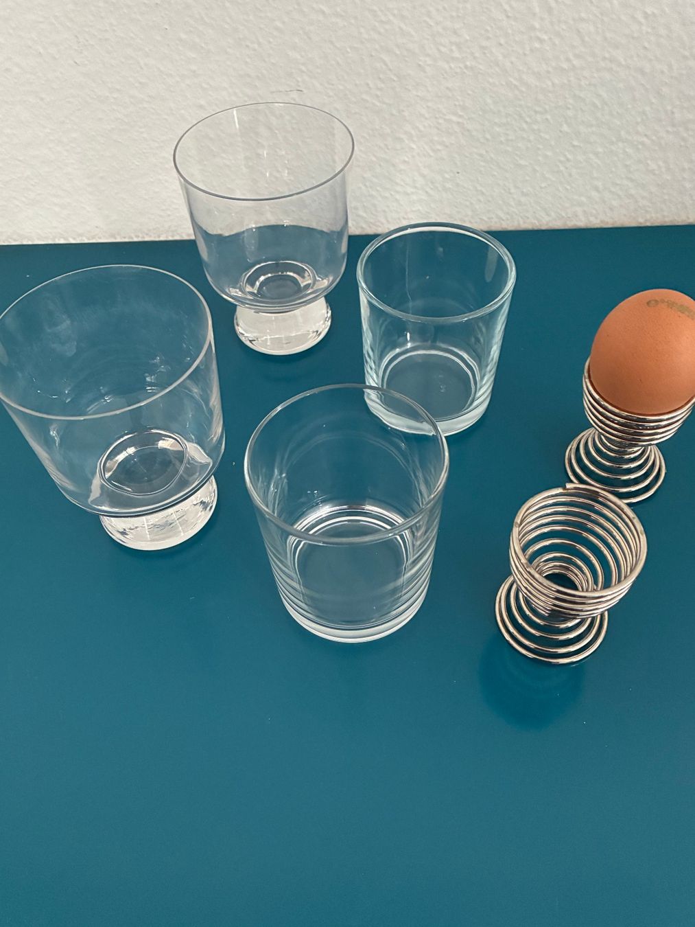 Services de table: Konvolut Geschirr, Karafe, Gläser, Eierbecher – Neuf (Voir description) à Thalwil par figueres 5