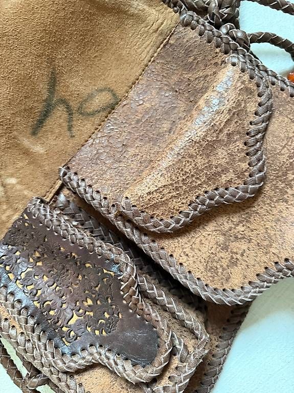 Borse: Handgemachte Ledertasche im Boho-/Western-Stil – Usato da Ebikon venduto da Isifasi 3