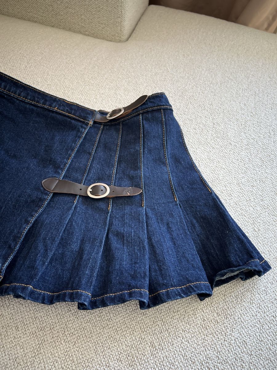 Röcke: Demi Skirt size Xs or S – Gebraucht aus Zürich von dor_9l9g 2