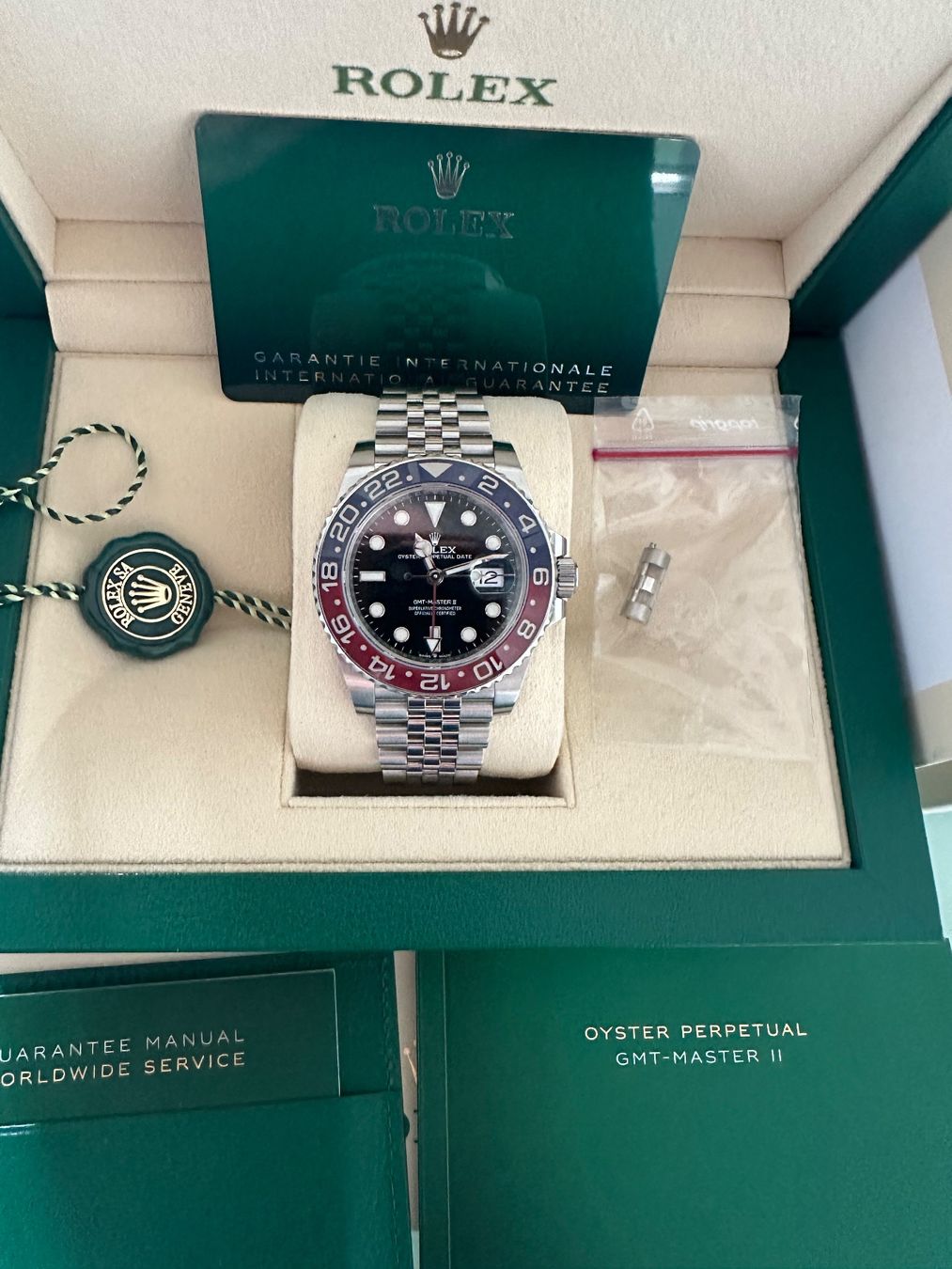 Rolex Orologi: Rolex GMT-Master II "Pepsi" - Full Set, 126710BLRO – Nuovo (secondo la descrizione) da Watt venduto da Gini120 3