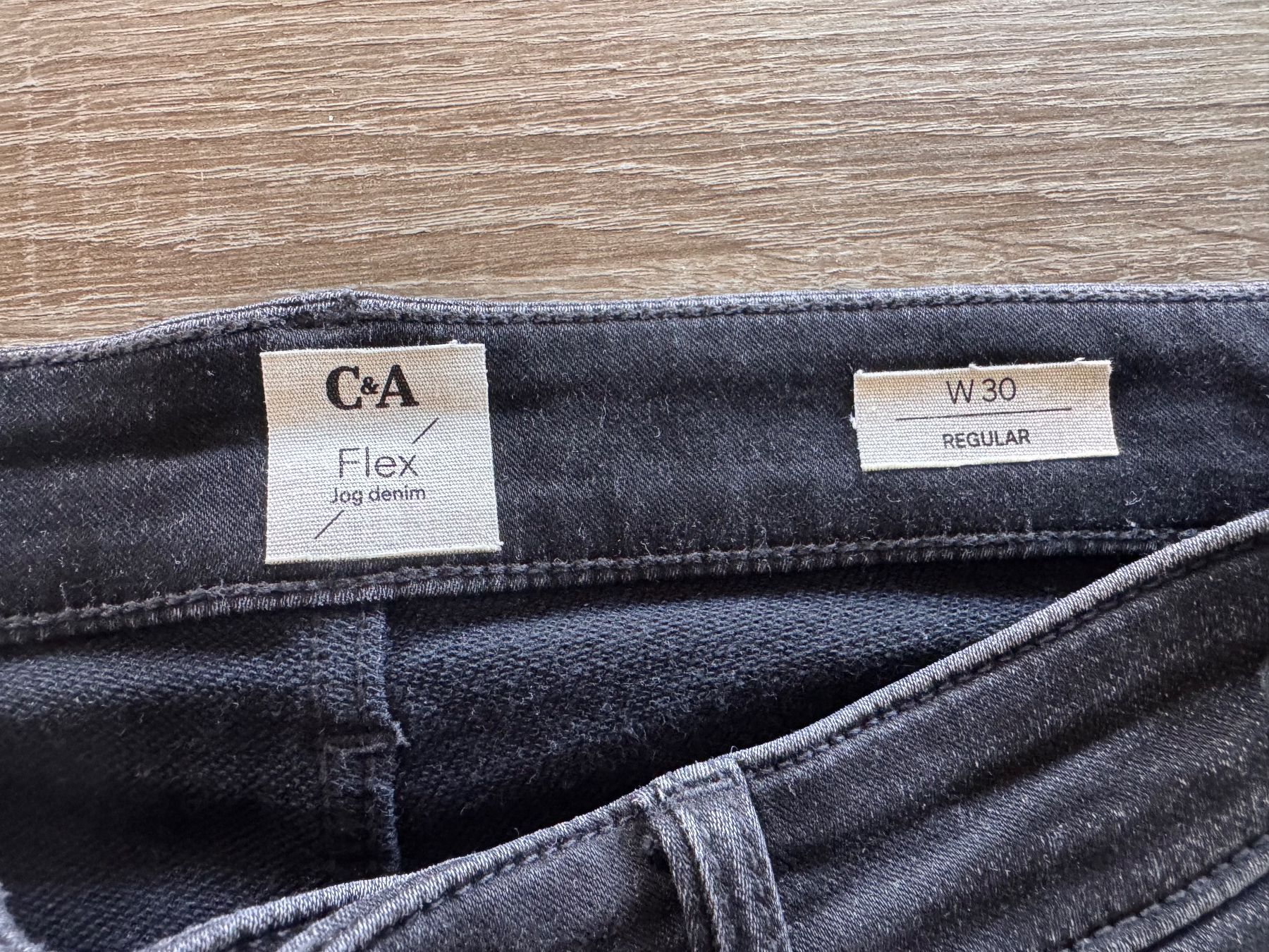 Hosen: Kurze Hose, Gr W30, fast neu – Gebraucht aus Wetzikon ZH von Honegger 2