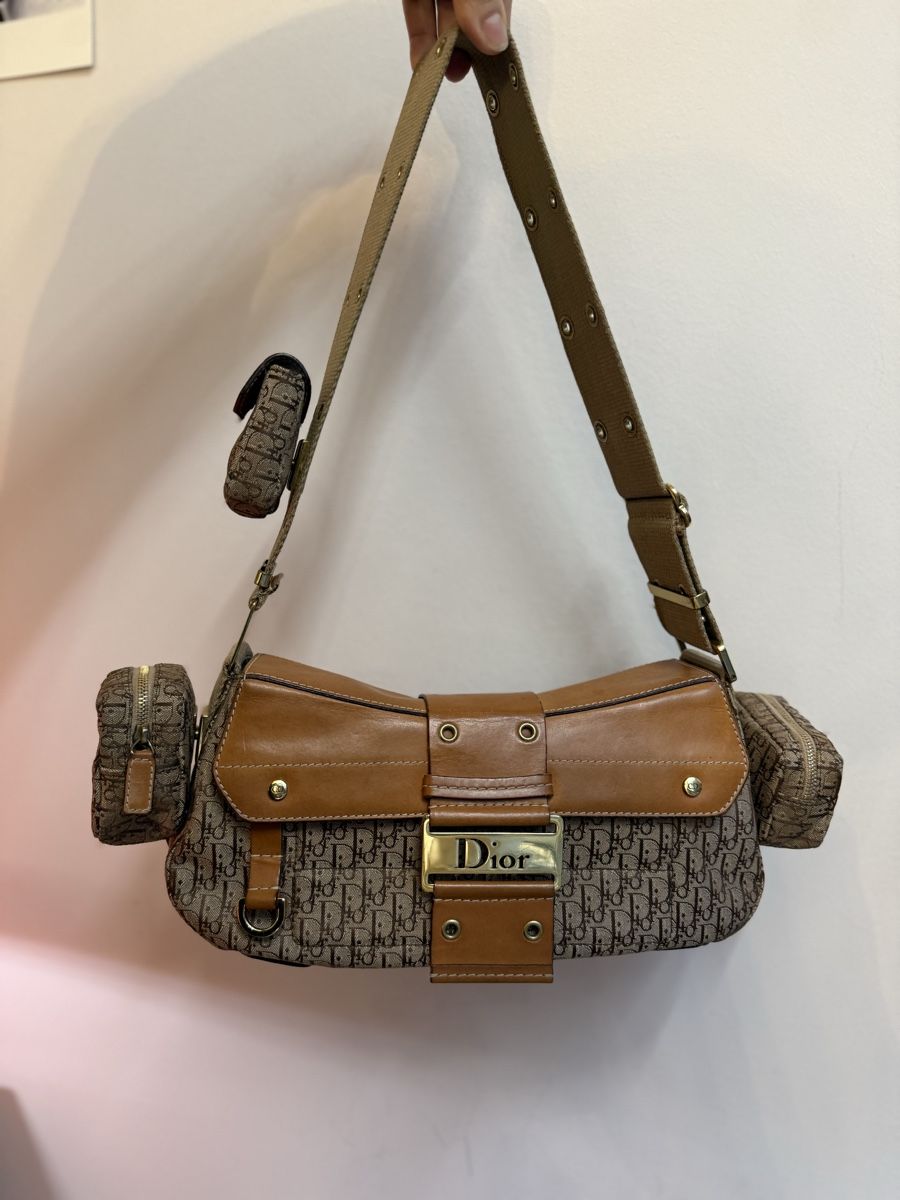 Dior Taschen für Damen: Sac Dior Vintage avec Pochette maniable – Gebraucht aus Lausanne von Mode_350