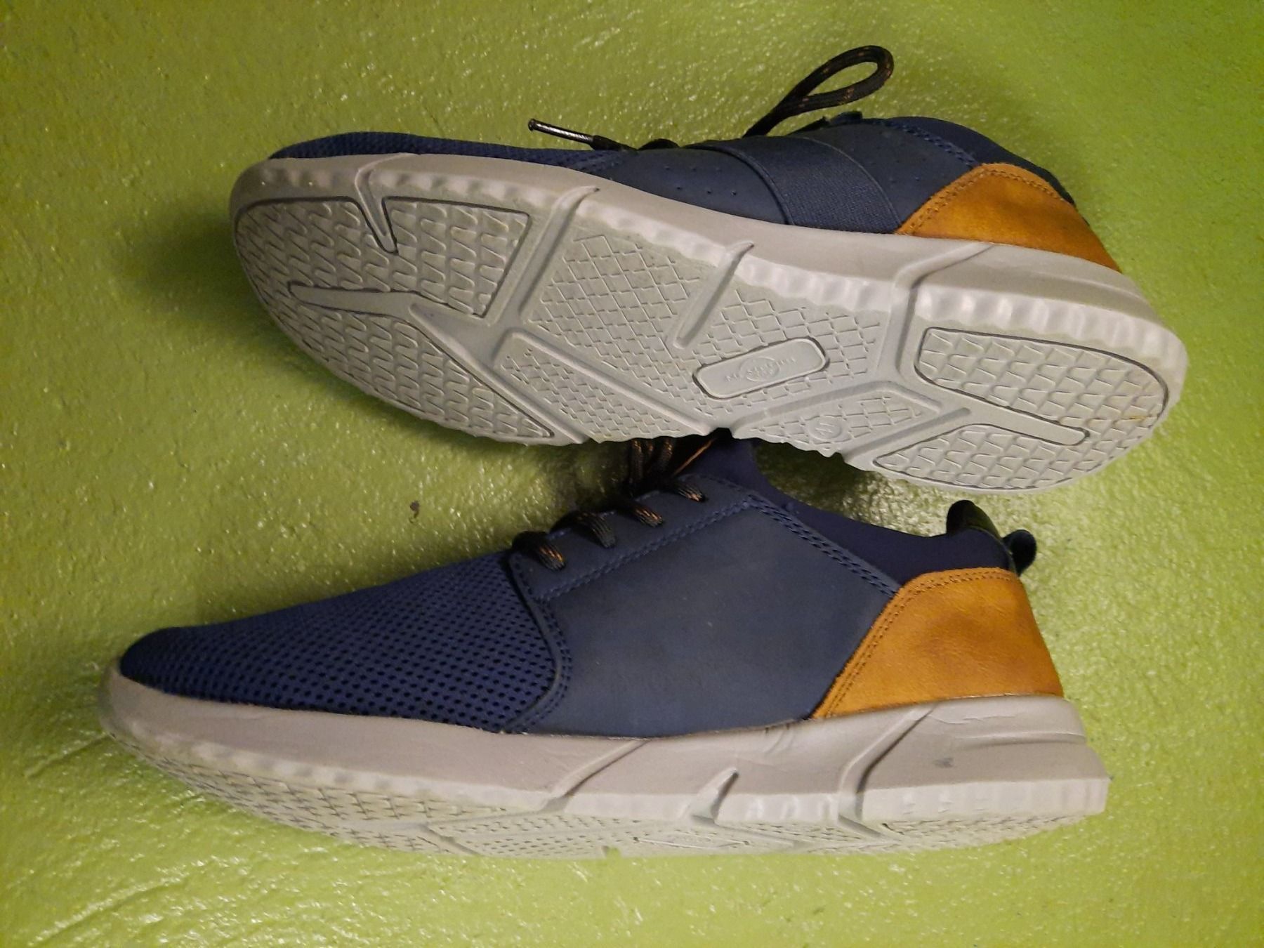Scarpe da uomo: Schuhe Gr.41 – Usato da Niederglatt ZH venduto da Bobsli 1