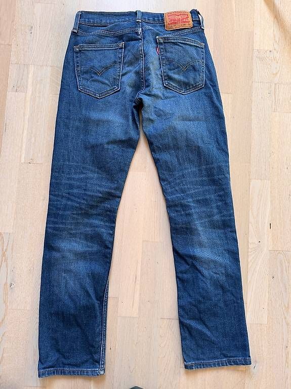 Levi's Jeans: Blaue Levis Jeans – Usato da Arlesheim venduto da dan_vv9f 1