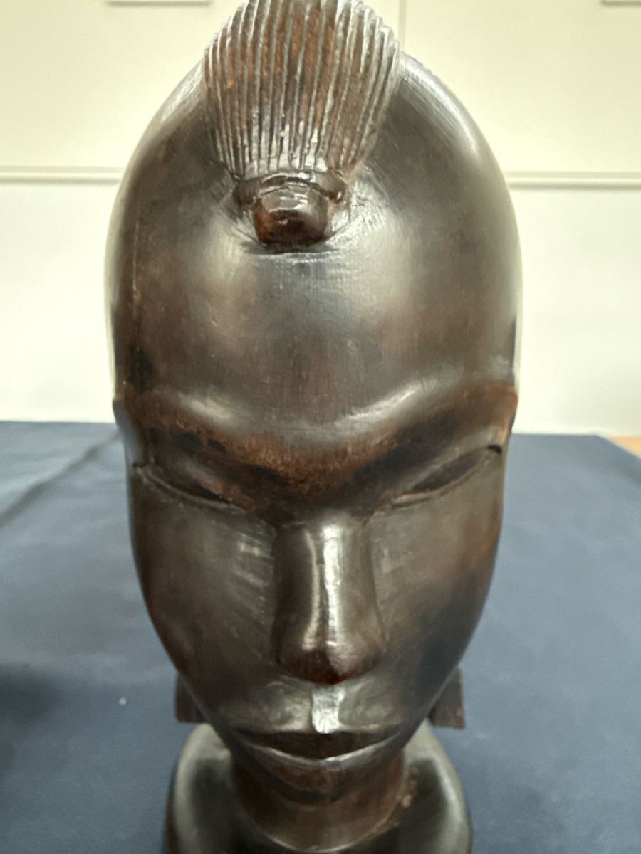 Sculture & Statue: Afrikanische Schnitzkunst aus massivem Ebenholz – Usato da Güttingen venduto da timmikale 2