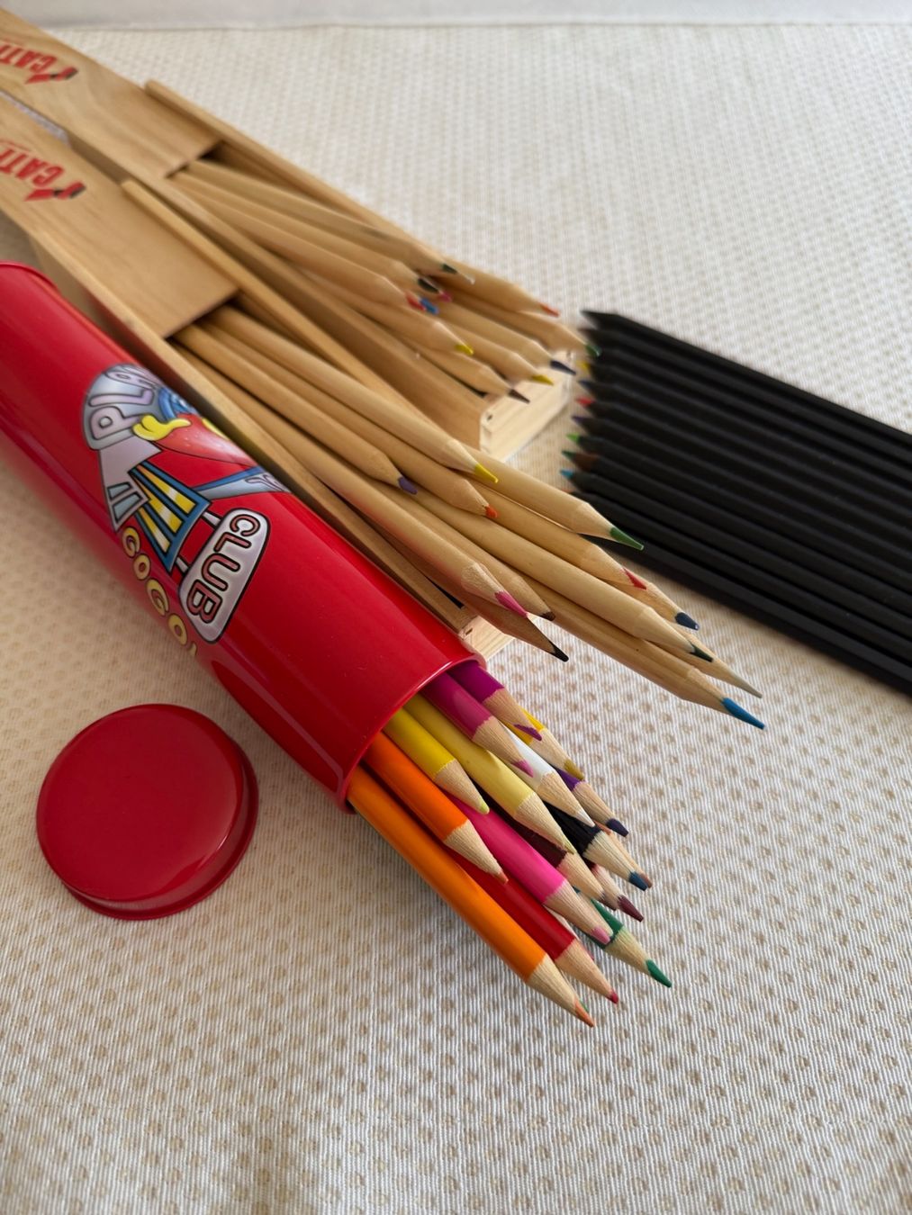 Matite, matite colorate & gessi: Crayons de couleurs – Usato da Sion venduto da accroshoes 8