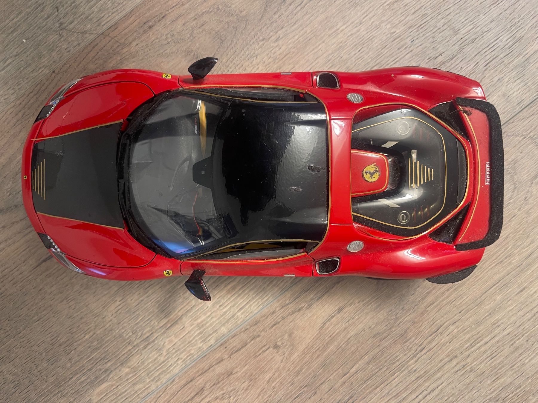 Bburago Modellini d'auto: Ferrari 296 GTB, 1/18 – Usato da Basel venduto da mariablanka 1