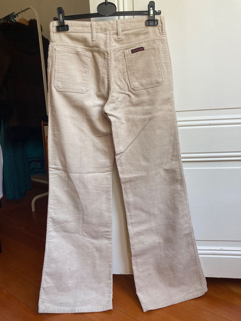 Hosen: Vintage Schlaghose Bootcut Manchester beige Gr. 36 – Gebraucht aus Clarens von Lois86 2