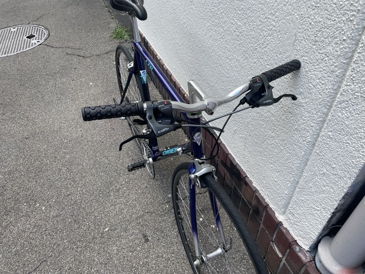 Vélos: Cadex Carbon/Alurahmen restauriert – D'occasion à Zürich par WC11 4