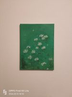 Ein lebendiges Acrylbild in Grüntönen