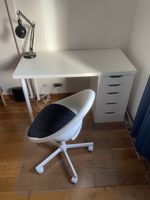 Bureau et chaise