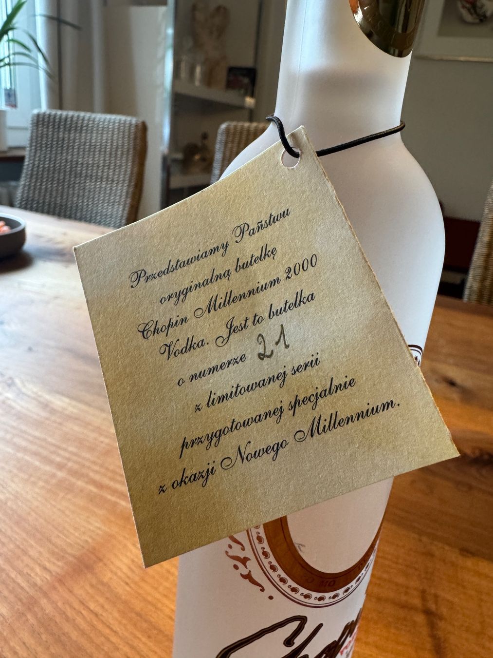 Bevande alcoliche: Vodka Chopin, Millenium 2000, Flasche Nr 21, sehr selten – Nuovo e nell'imballaggio originale da Küsnacht ZH venduto da Raimond1234 1