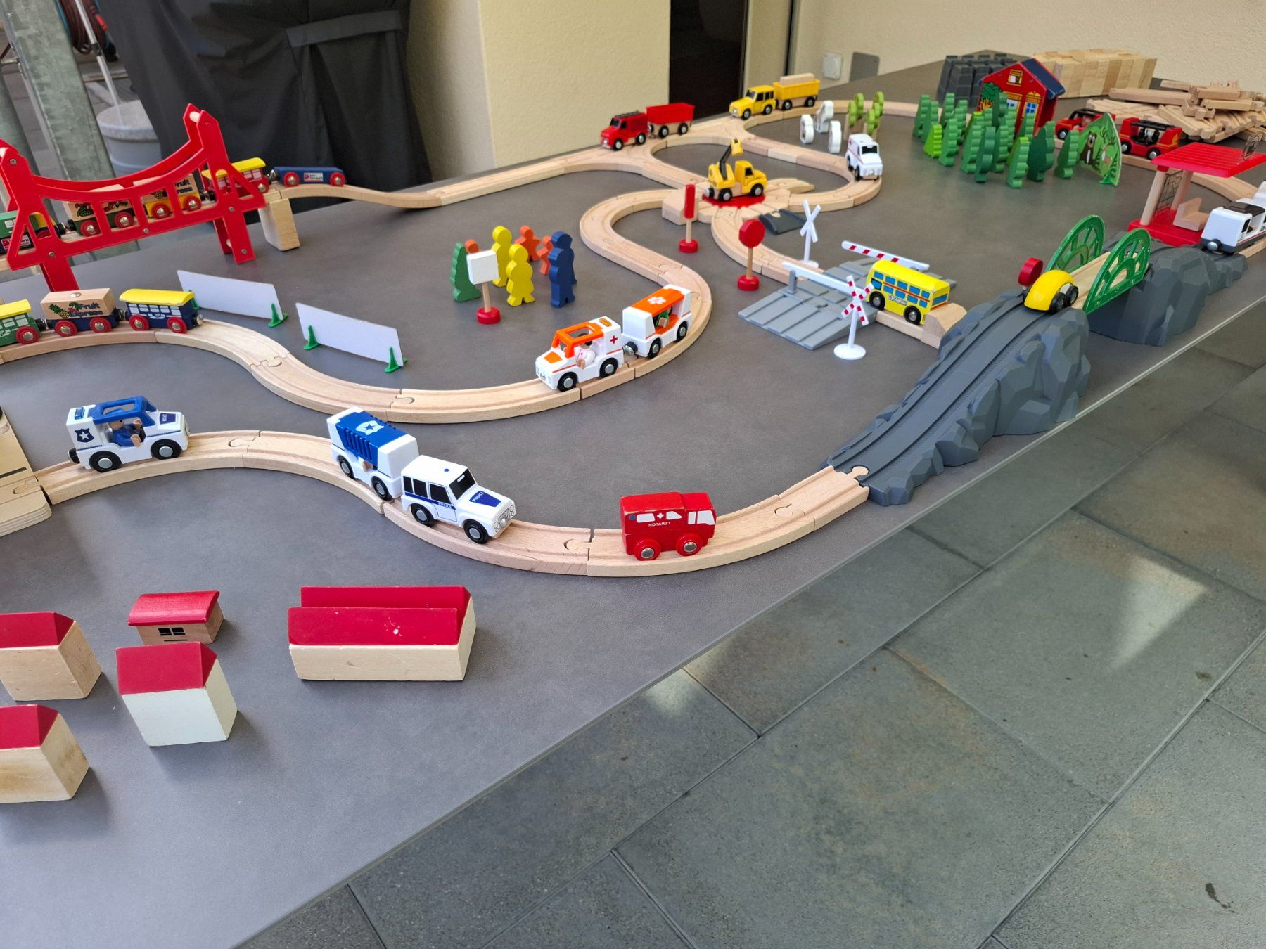 Jouets: Holzeisenbahn – D'occasion à Erstfeld par hasi1987 7