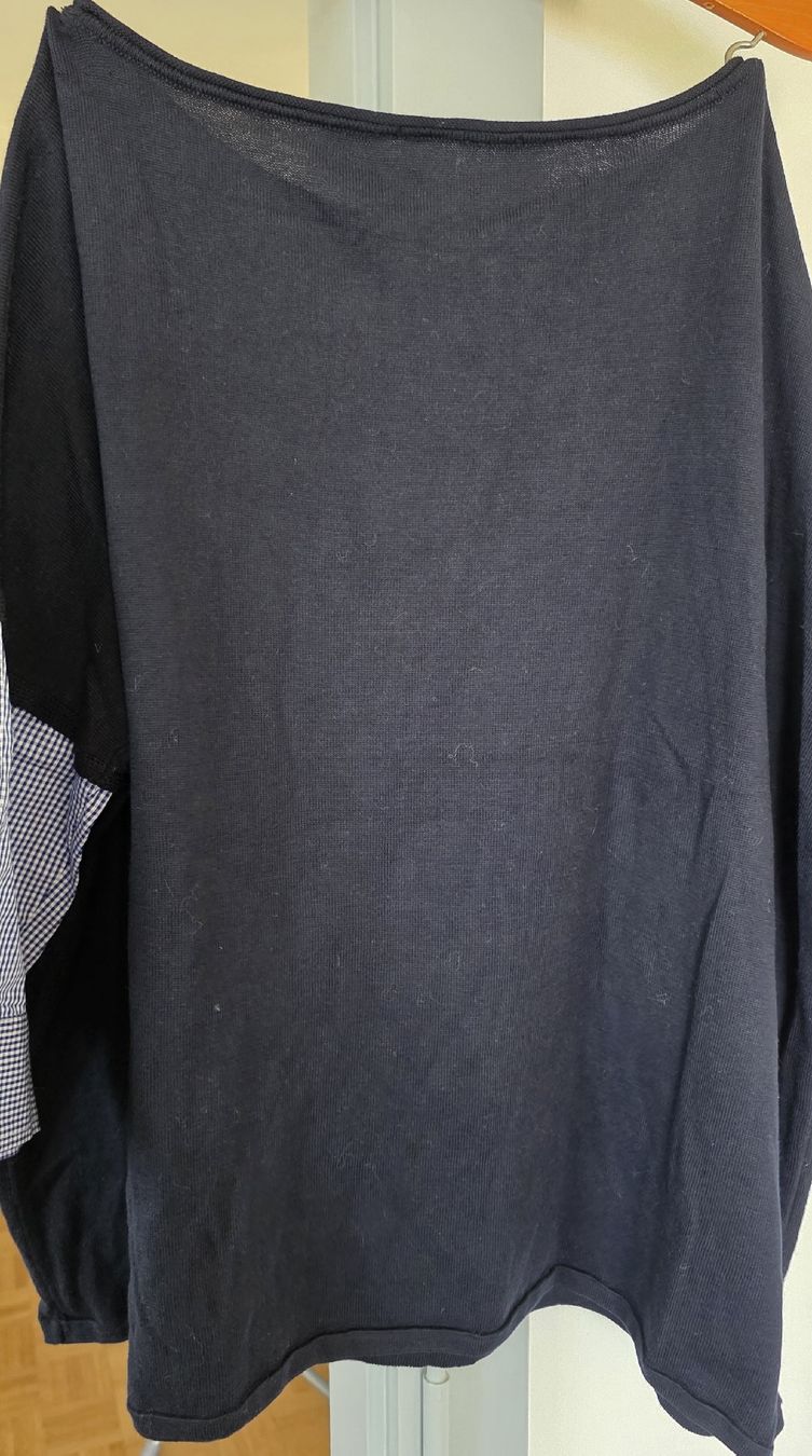 Maglioni & Felpe: Pull bleu marine – Usato da Yverdon-les-Bains venduto da van_dq65 9