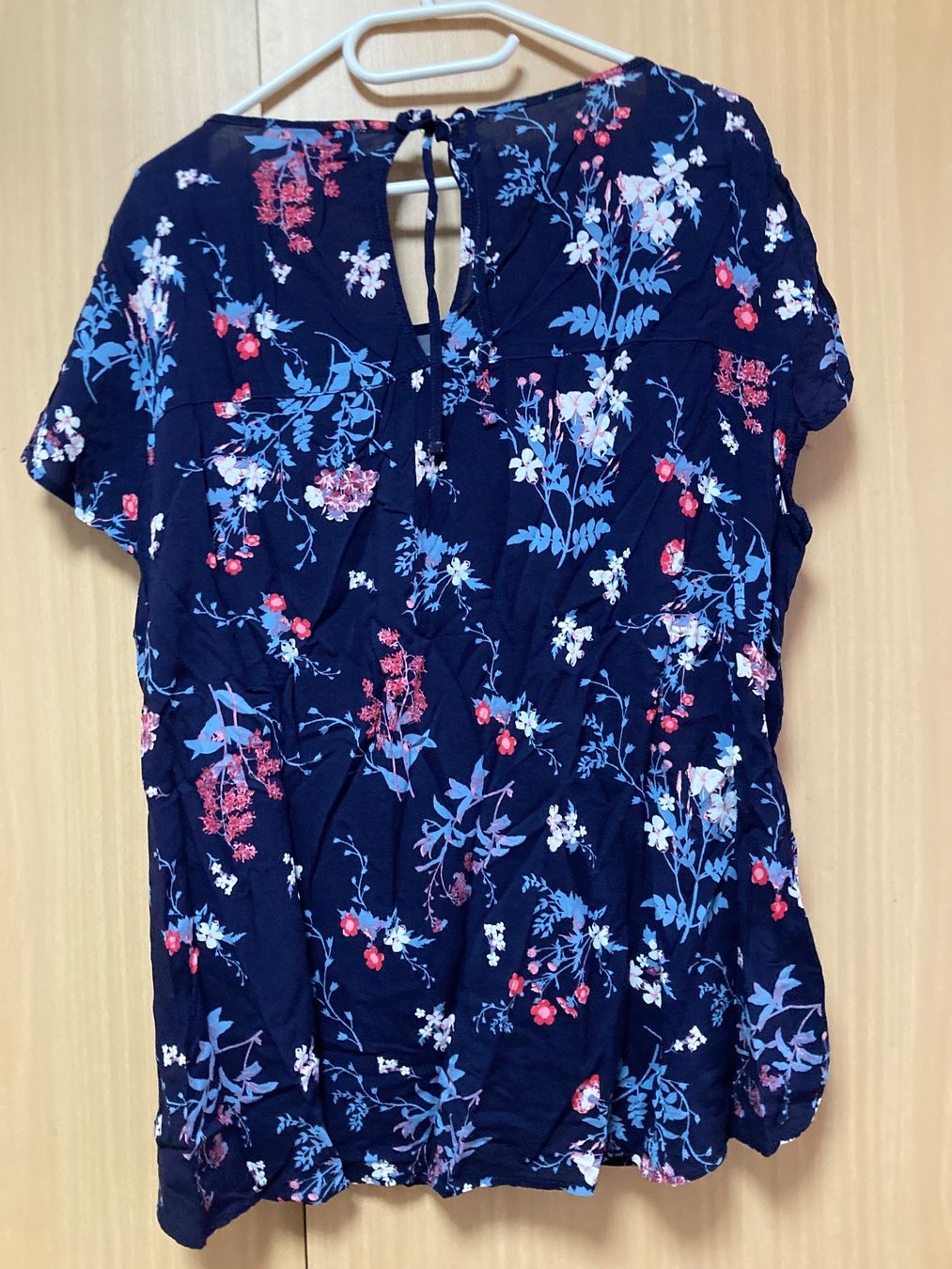 Camicette: Bluse blau geblümt Gr. XL – Nuovo (secondo la descrizione) da Thun venduto da Vans_98 1