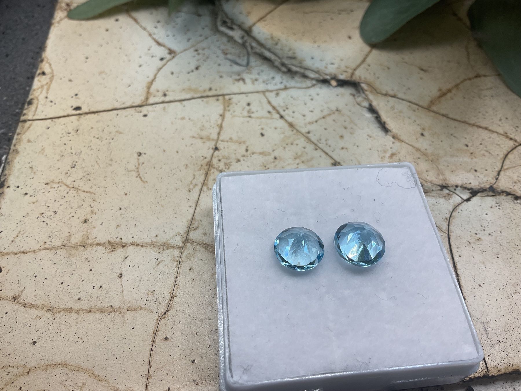 Edelsteine: Topase Durchmsser 6mm, Paar – Neu (gemäss Beschreibung) aus luzern von Alpendorf1