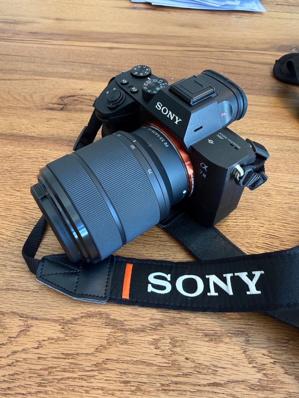Sony Kamera: Sony Alpha a7 III + FE 28–70mm Objektiv – Neu (gemäss Beschreibung) aus St. Gallen von luc05