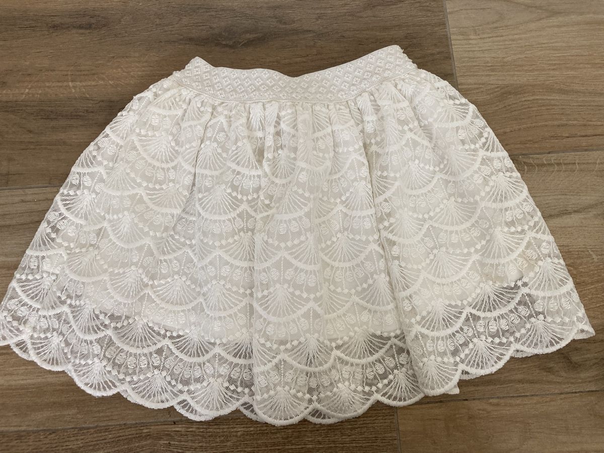 Robes et jupes: Cute White Lace Skirt ! – D'occasion à Ettingen par mis_68gg