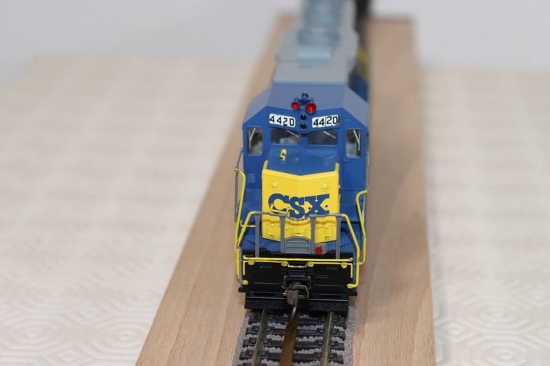 Kato Modelleisenbahnen: Kato US Lok ( 531 ) – Gebraucht aus Kerzers von Winu64 2