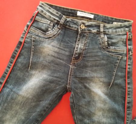 Jeans Lexxury / trendig mit roten Streifen / Gr. 38 NEU
