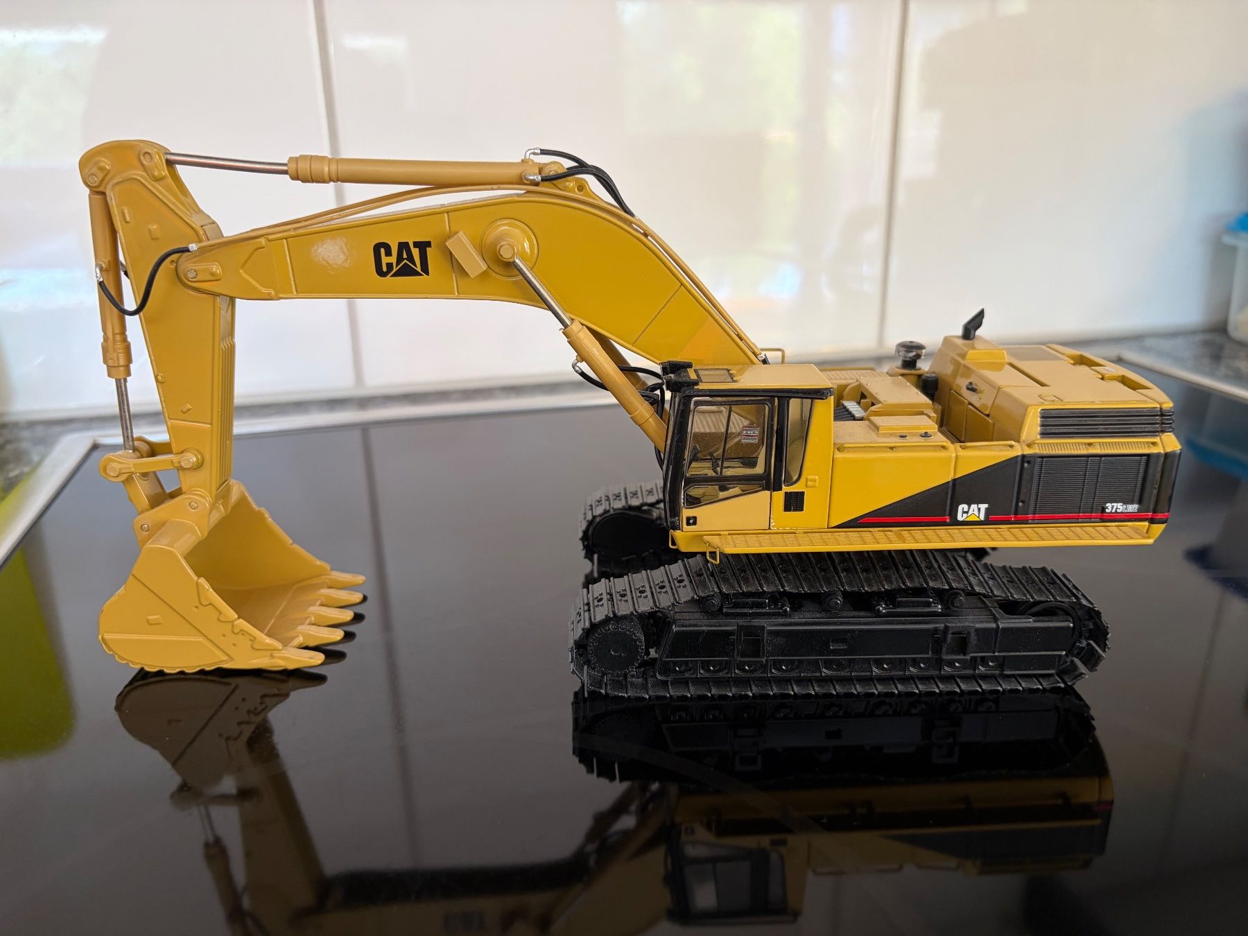 Caterpillar Escavatori: Caterpillar 375L CCM Modelle 1:48 – Nuovo (secondo la descrizione) da Duebendorf venduto da gilberto17 3