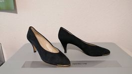 Dunkelblauer Wildleder-Pumps