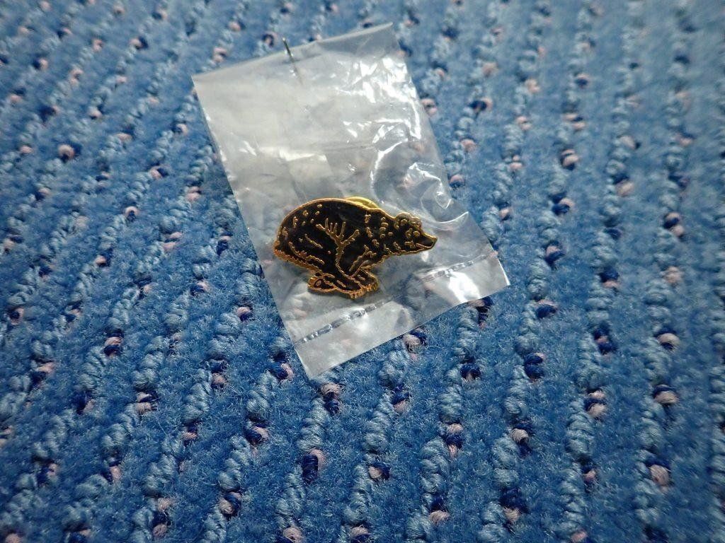 Placchette & Badge: Pin Berner Versicherung schwarzer Bär – Nuovo (secondo la descrizione) da Galgenen venduto da Marc98