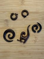 Ohrringe braun in verschiedene Formen
