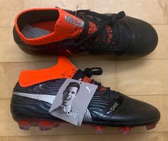 Puma Fussballschuhe Gr. 37.5 *NEU*