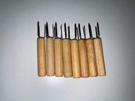 Neue Maiskolbenspiesse mit Holzgriff