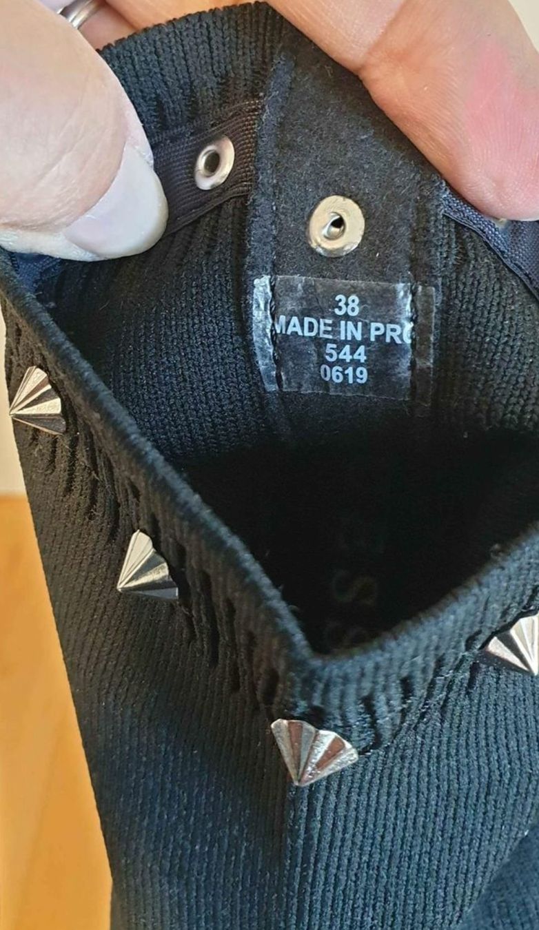 Guess Scarpe da donna: GUESS SNEAKER AUS STRICKGEWEBE – Nuovo (secondo la descrizione) da Kreuzlingen venduto da gogi3 2