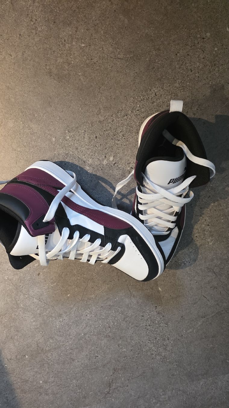 Puma Scarpe da uomo: Puma Mid Top Sneaker Weiss Bordeaux Grösse 44.5  – Nuovo (secondo la descrizione) da St. Margarethen TG venduto da spooni1975