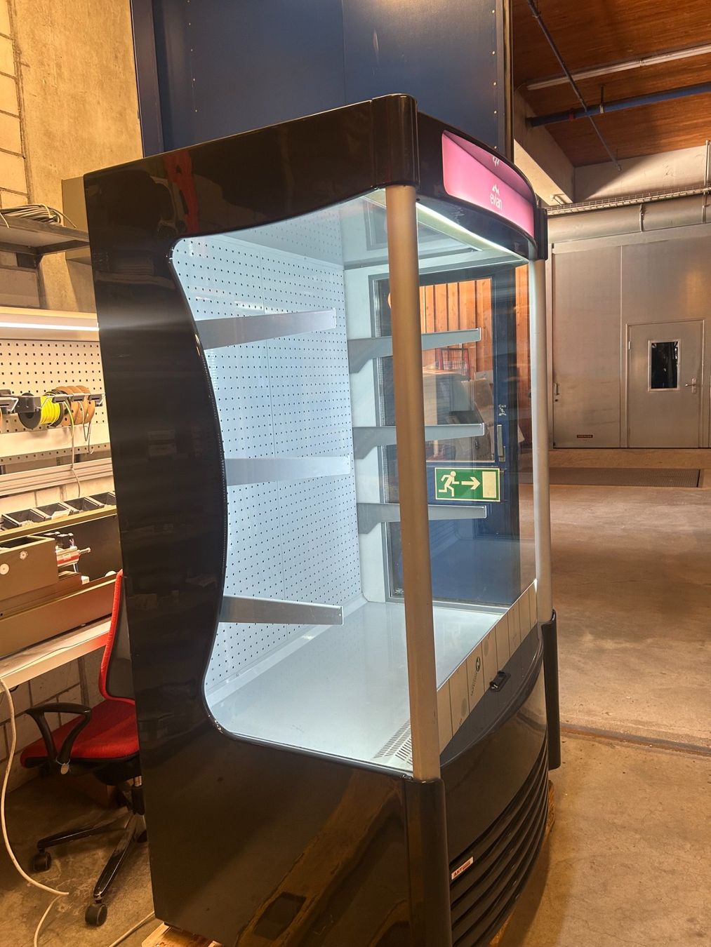 Kühlschrank: Kühlvitrine – Gebraucht aus Wangen ZH von Brihint 1