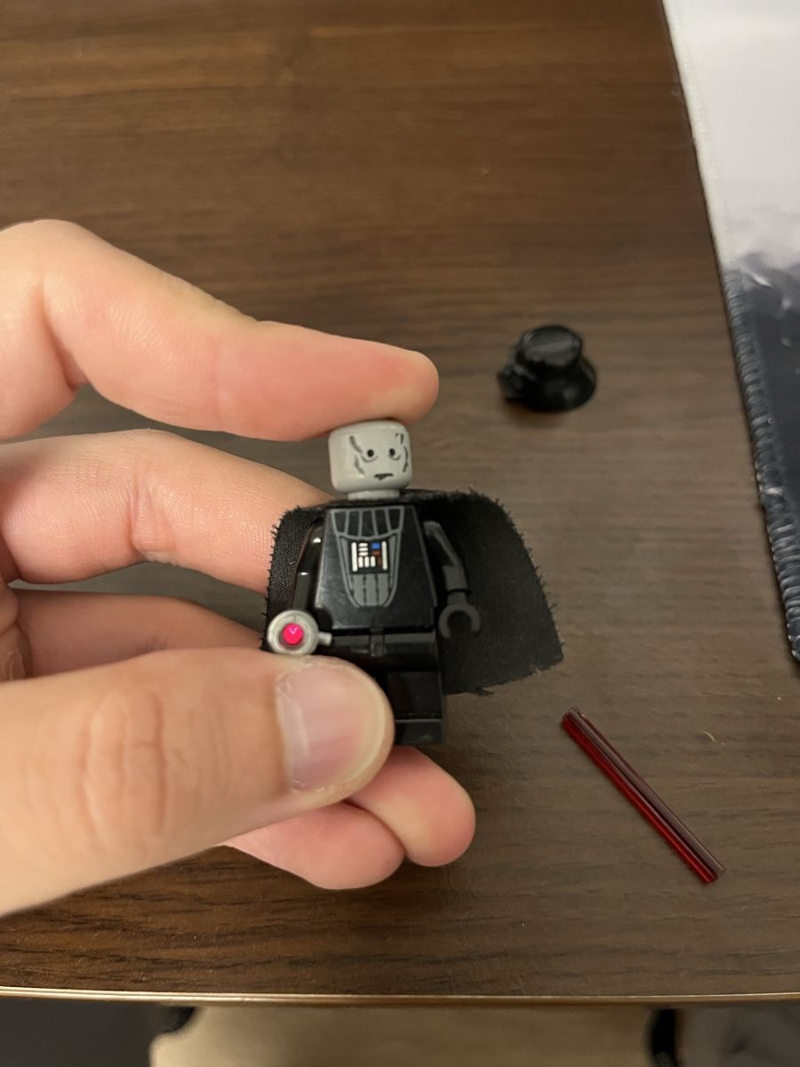 Lego Figuren: Lego Star Wars Light Up Darth Vader – Gebraucht aus Geuensee von kay_rj67 4