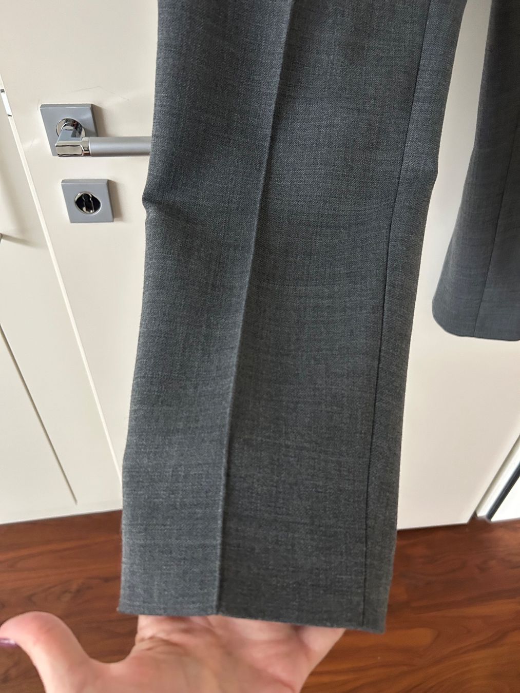 Pantalons: Design trousers - 100% wool – D'occasion à Schindellegi par nan_727n 5