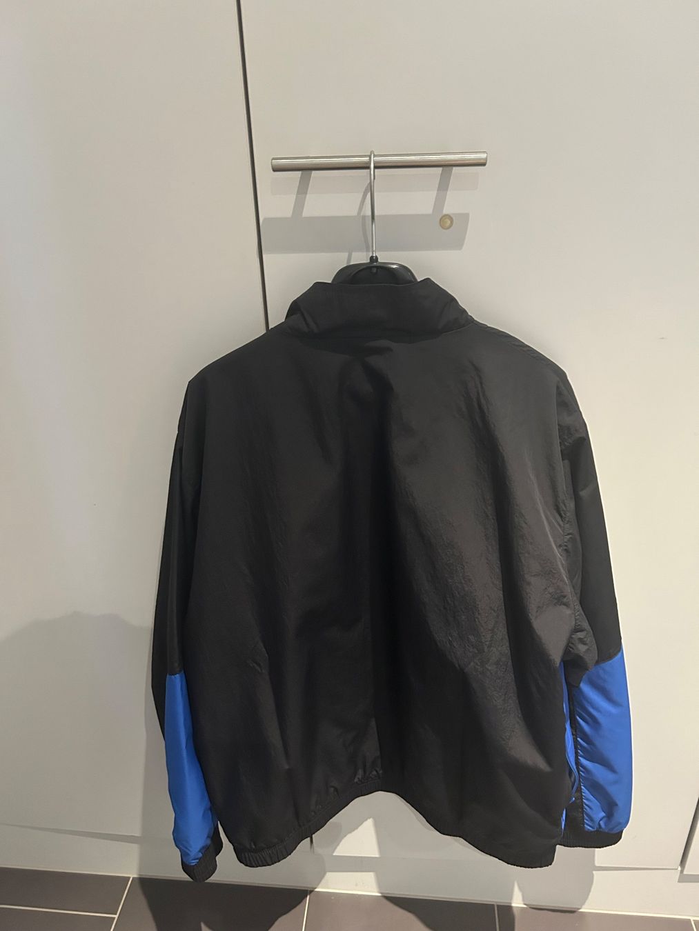 Nike Giacche: Nike Jacke – Nuovo (secondo la descrizione) da Schlieren venduto da Leavio 3